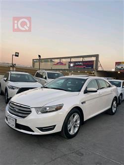 Ford Taurus